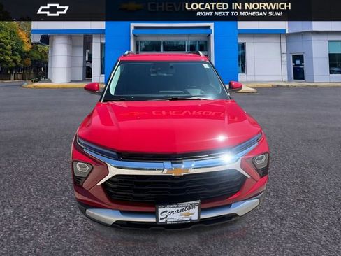 New 2026 Chevrolet TrailBlazer LT w/ Convenience Package AWD/4WD image 2
