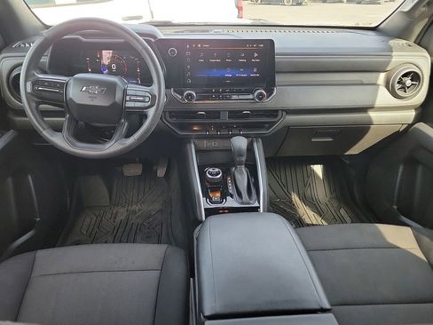 Used 2023 Chevrolet Colorado Trail Boss w/ Technology Package image 9