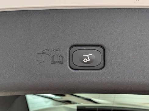 Certified 2024 Lincoln Nautilus Premier w/ Jet Appearance Package AWD/4WD image 24