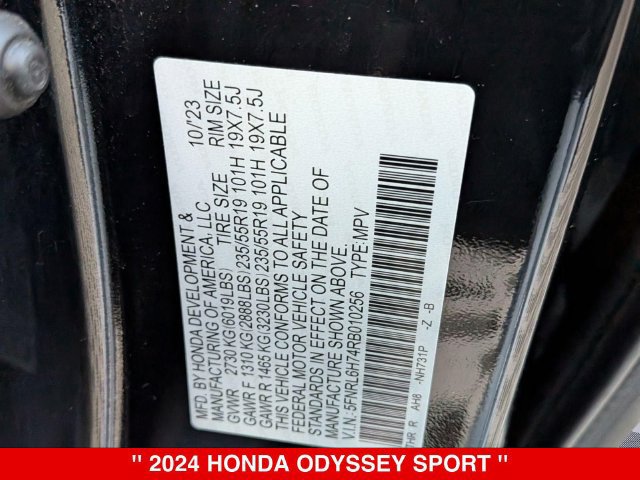 Used 2024 Honda Odyssey Sport image 39