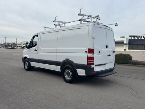Used 2014 Mercedes-Benz Sprinter 2500 image 5