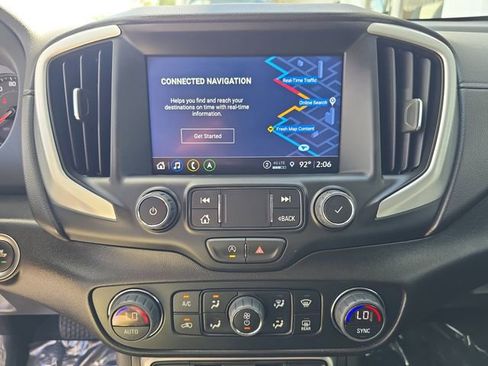 Certified 2023 GMC Terrain SLT w/ Infotainment Package II image 19
