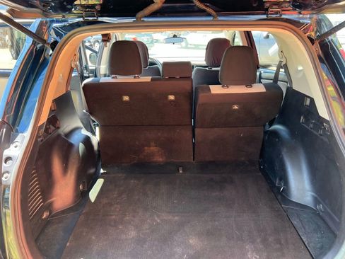 Used 2018 Toyota RAV4 XLE image 21