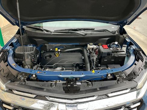 Used 2025 Chevrolet Equinox LT image 32