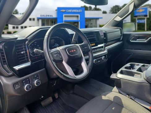 Used 2024 GMC Sierra 1500 SLE AWD/4WD image 8
