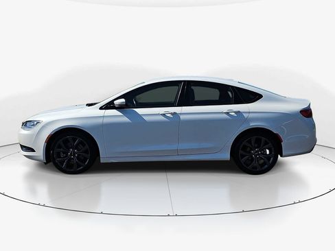 Used 2015 Chrysler 200 S FWD image 10