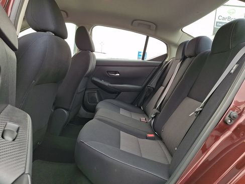 Used 2020 Nissan Sentra SV FWD image 10