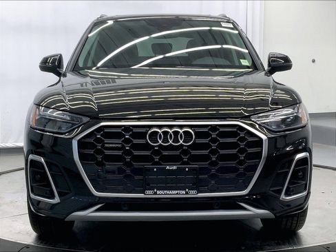 Used 2023 Audi Q5 2.0T Premium w/ Convenience Package AWD/4WD image 2