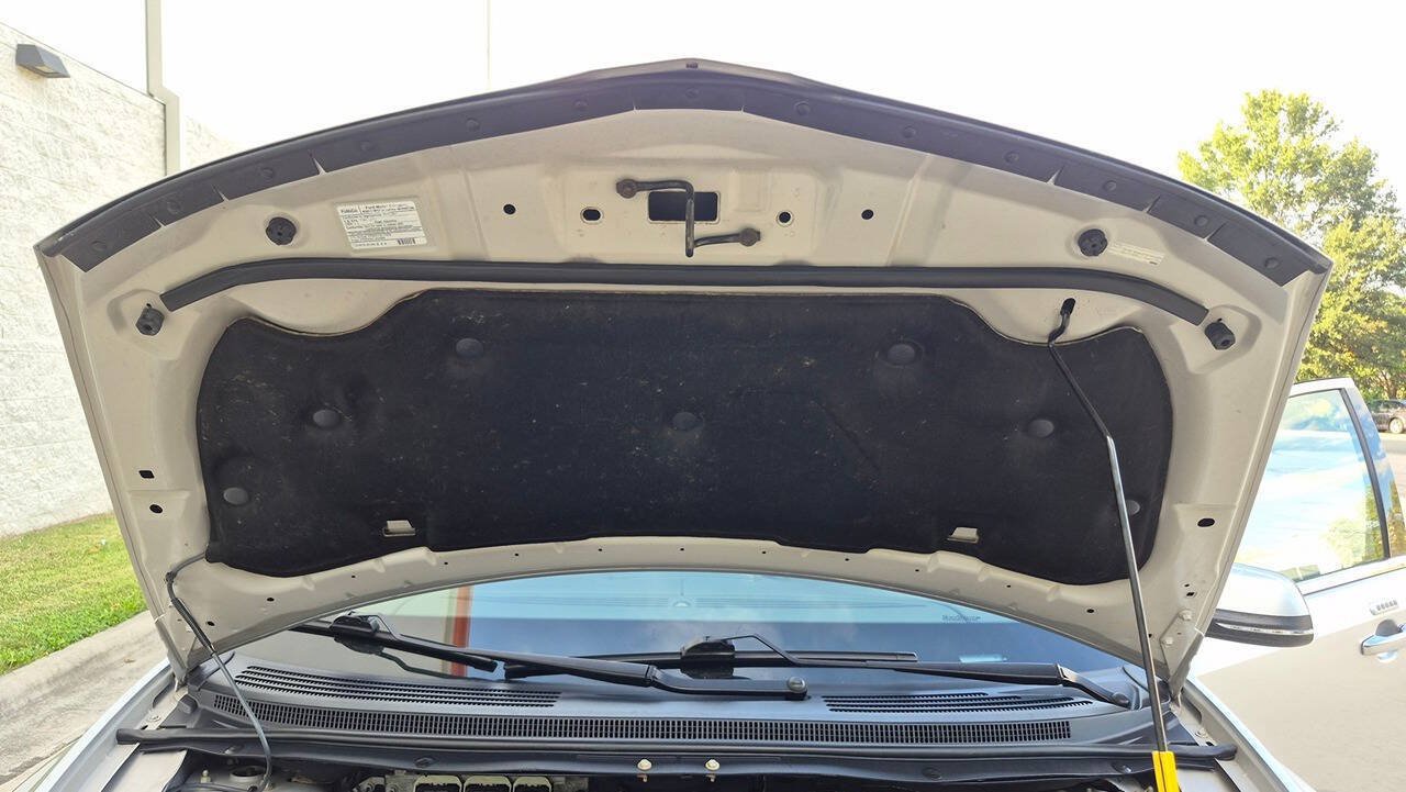 Used 2015 Lincoln MKX AWD w/ Equipment Group 102A image 53