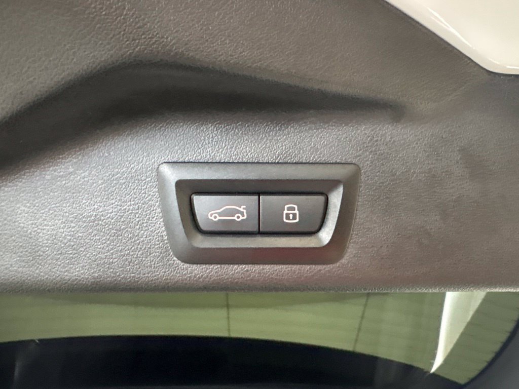 Certified 2024 BMW X5 sDrive40i w/ Premium Package RWD image 34