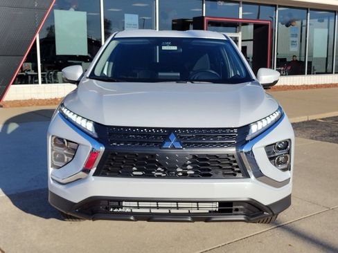 New 2026 Mitsubishi Eclipse Cross ES image 11