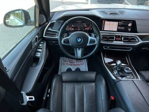 Used 2020 BMW X7 M50i w/ Dynamic Handling Package AWD/4WD image 33