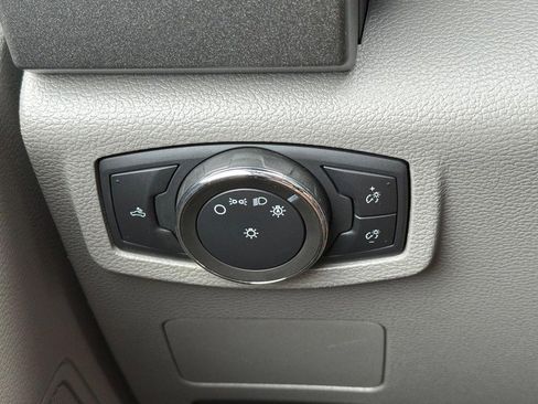 Certified 2021 Ford F250 XL w/ Power Equipment Group image 17