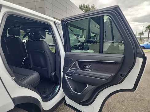 New 2026 Land Rover Range Rover SE AWD/4WD image 18