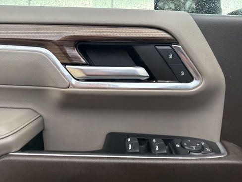 Used 2024 Chevrolet Silverado 3500 LT w/ Convenience Package image 23