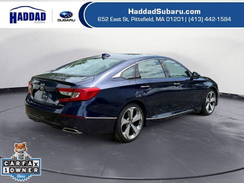 Used 2018 Honda Accord Touring image 6