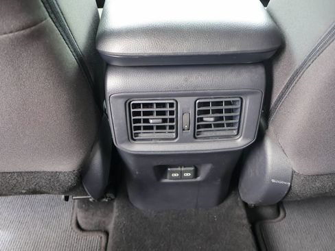 Used 2025 Toyota RAV4 XLE FWD image 19