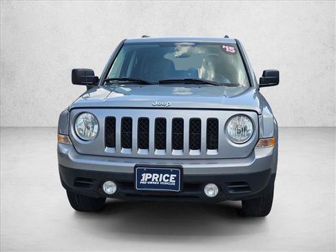 Used 2015 Jeep Patriot Sport w/ Power Value Group FWD image 2