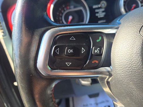 Used 2018 Jeep Wrangler Unlimited Rubicon AWD/4WD image 18