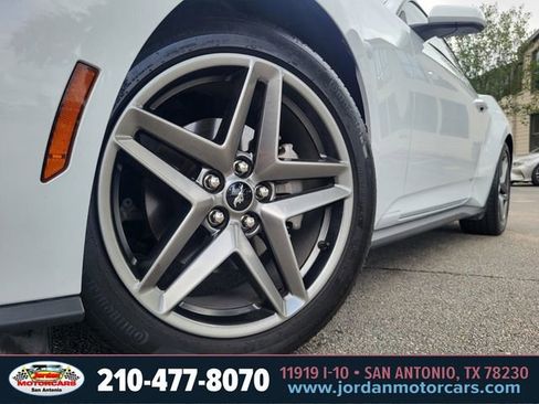 Used 2024 Ford Mustang Coupe RWD image 33