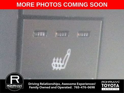 Used 2026 Toyota Sienna XLE FWD image 21