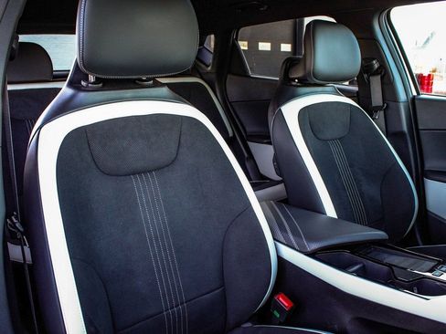 Used 2024 Kia EV6 GT-Line image 41