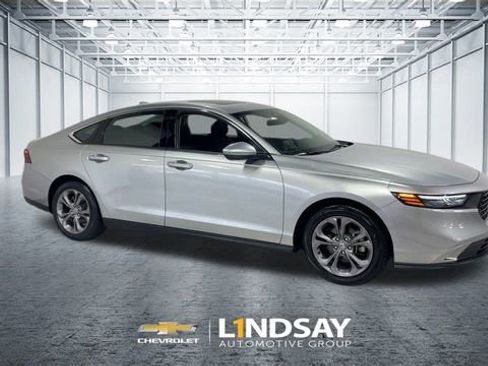 Used 2024 Honda Accord EX image 3