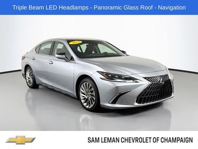 Used 2022 Lexus ES 350 Ultra Luxury w/ Accessory Package 2