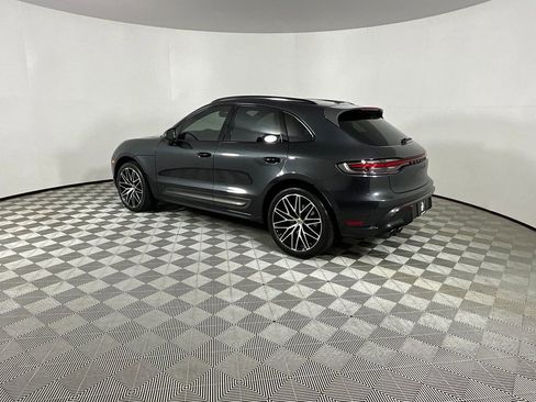 Used 2023 Porsche Macan Turbo image 3