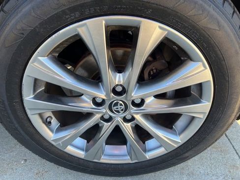 Used 2016 Toyota RAV4 Limited w/ Protection Package AWD/4WD image 8