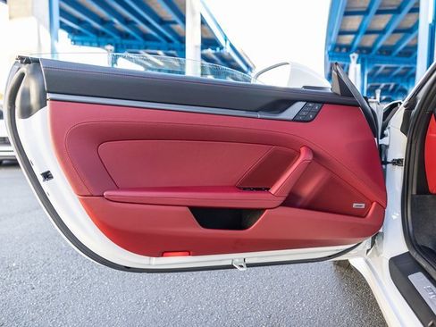 Used 2022 Porsche 911 Carrera S image 34