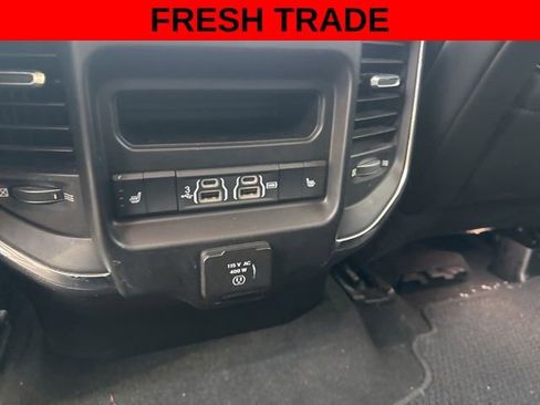 Used 2019 RAM 1500 Laramie AWD/4WD image 9