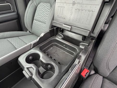 New 2026 RAM 1500 4x4 Crew Cab image 23