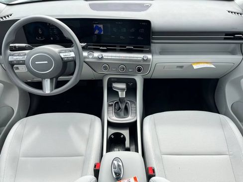 New 2026 Hyundai Kona SE FWD image 9