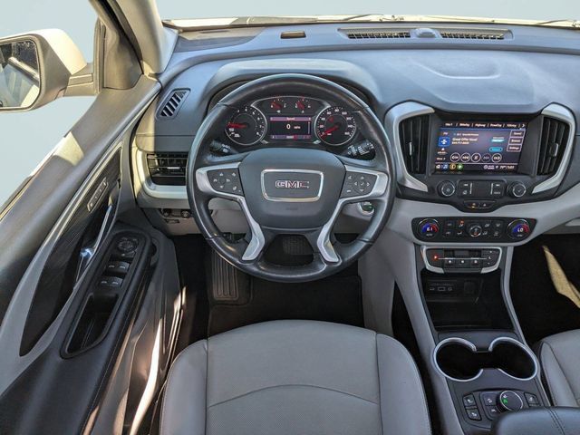 Used 2022 GMC Terrain SLT FWD image 3