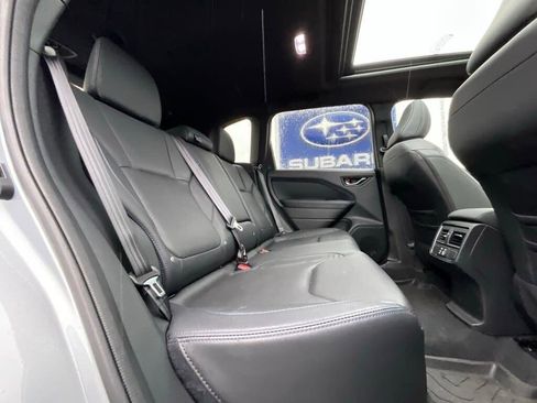Used 2025 Subaru Forester Limited image 7