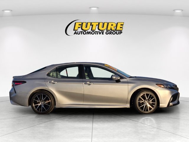 Certified 2024 Toyota Camry SE w/ Cold Weather Package AWD/4WD image 4