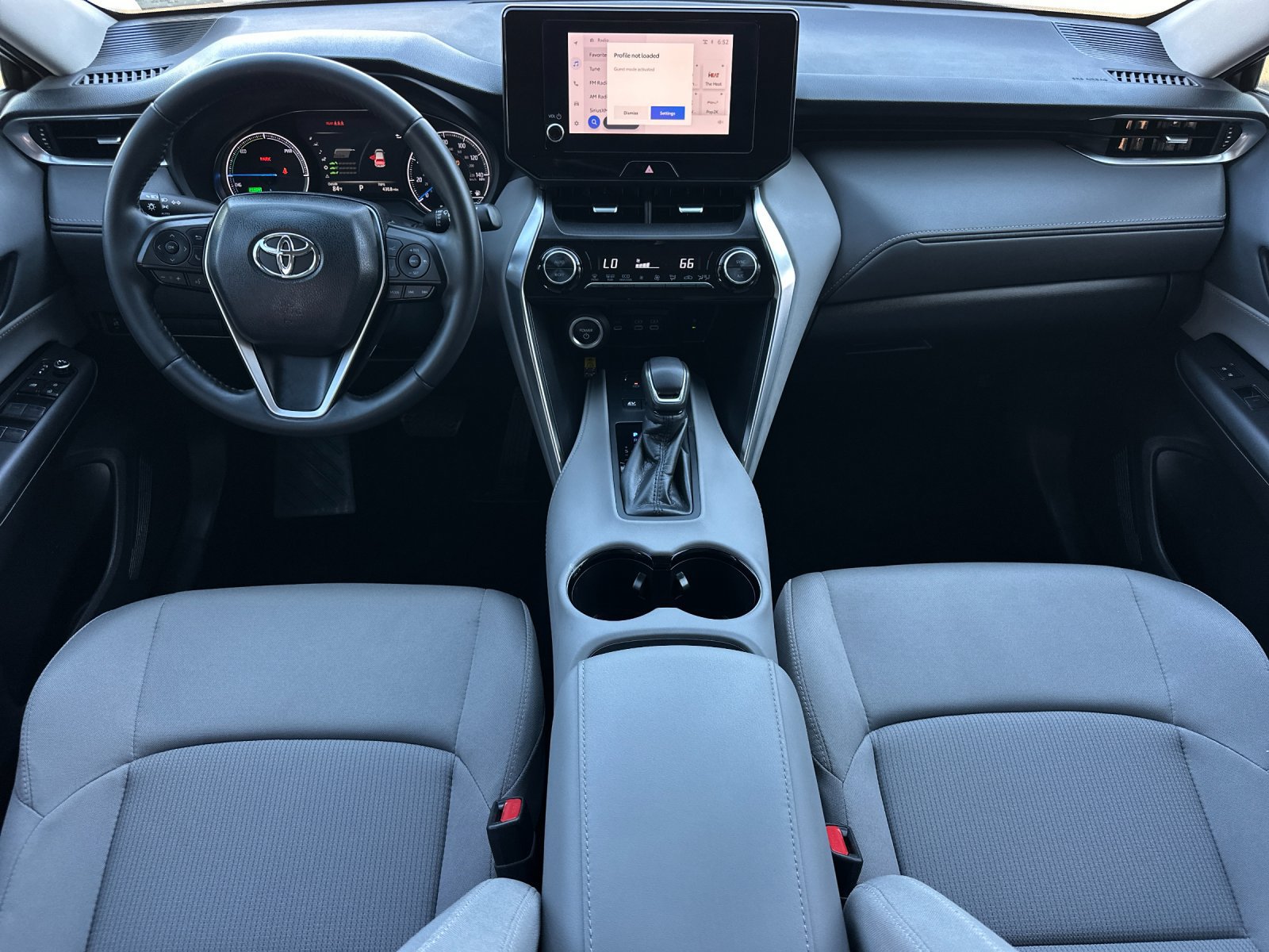 Used 2023 Toyota Venza LE AWD/4WD image 12