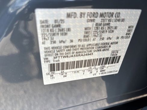 Used 2025 Ford Maverick XLT w/ XLT Luxury Package image 9