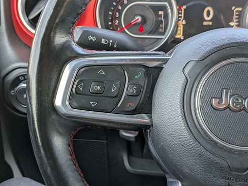 Used 2021 Jeep Wrangler Unlimited Rubicon AWD/4WD image 25