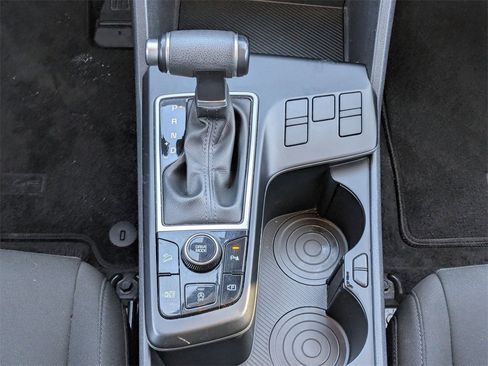 Used 2024 Kia Sportage LX image 22
