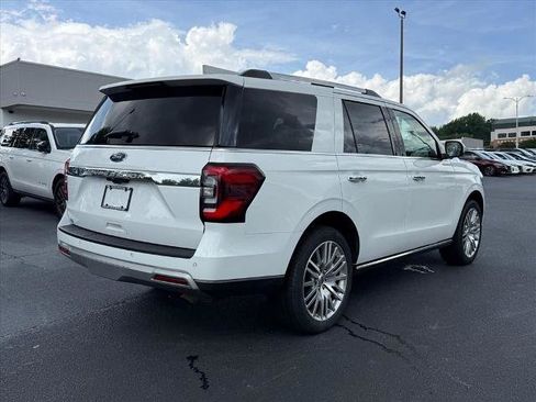 Certified 2024 Ford Expedition Limited AWD/4WD image 4