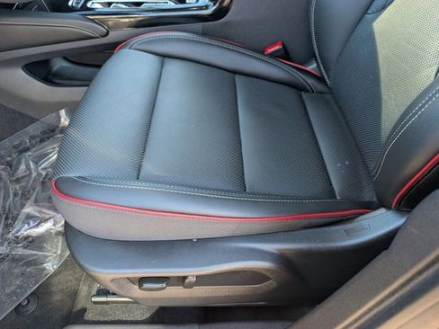 Used 2023 Buick Envision Essence w/ Technology Package I image 14