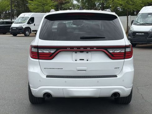 Used 2024 Dodge Durango GT RWD image 12