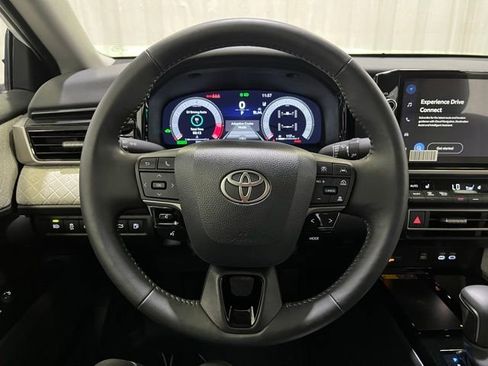 Certified 2025 Toyota Camry XLE image 16