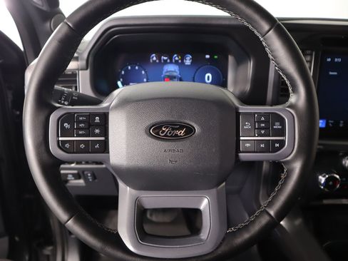 Used 2025 Ford F150 Lariat w/ Equipment Group 502A High image 3