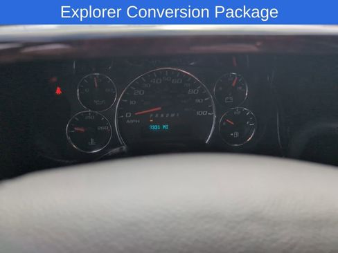 Used 2019 Chevrolet Express 2500 image 19