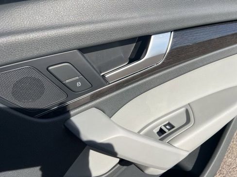 Used 2020 Audi Q5 2.0T Premium image 26