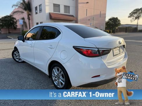 Used 2017 Toyota Yaris iA image 4