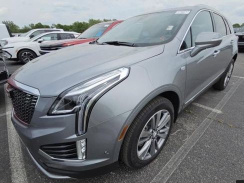 Used 2025 Cadillac XT5 Premium Luxury w/ Technology Package AWD/4WD image 1